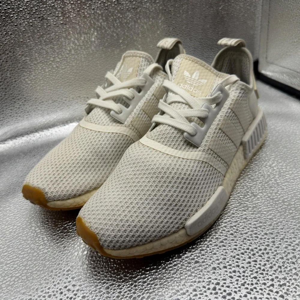 Size 9 Adidas NMD R1 Sneakers Mens Cream Good D96635 Gum Sole Boost Running Shoe